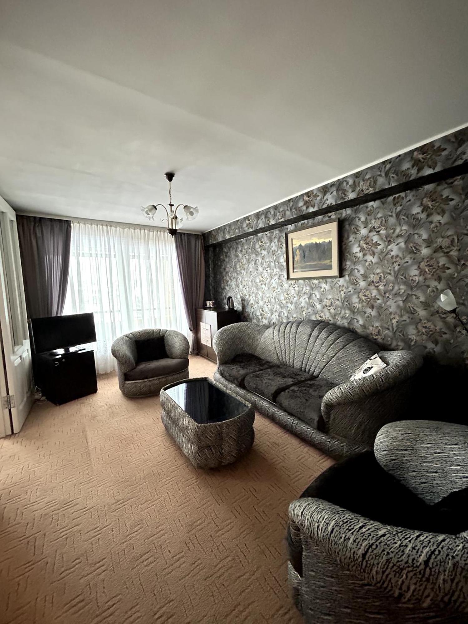 Hotel Талси Екстериор снимка